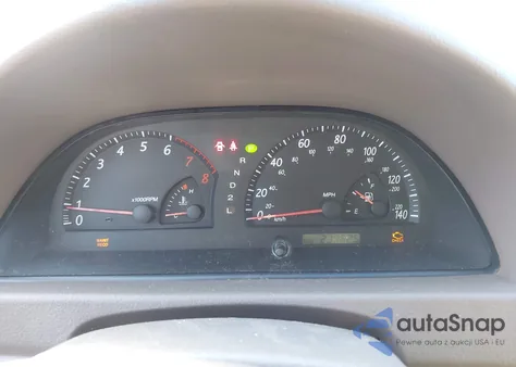 2004 Toyota Camry Le из США, поврежденный, VIN JTDBE32K040270491